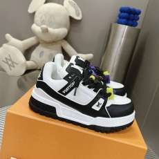 Louis Vuitton Trainer Sneaker